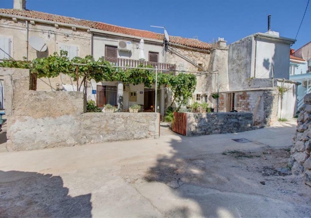 Apartments Jelena Veli Losinj Bagian luar foto
